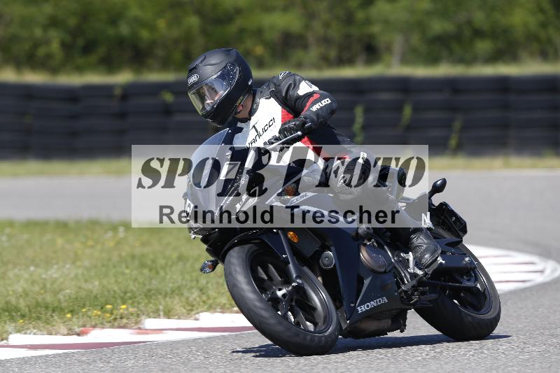 /Archiv-2025/48 25.08.2025 Cornu Master School ADR/blau-bleu/67